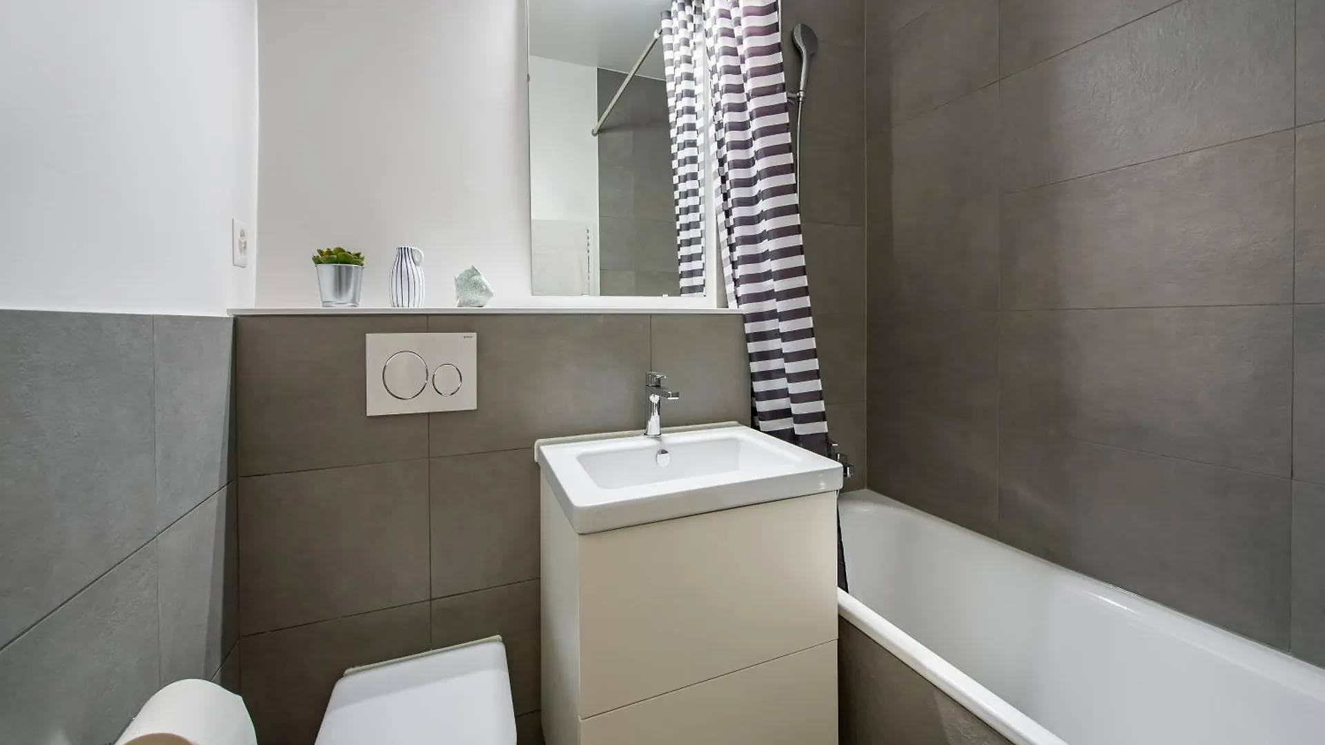 Apartment Richemont Residence By Homenhancement Geneva
